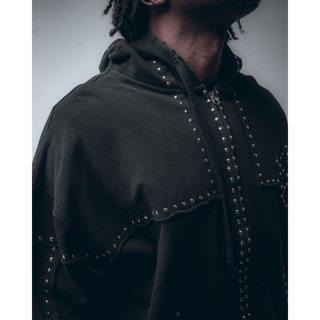 STUDDED FLEECE- BLACK